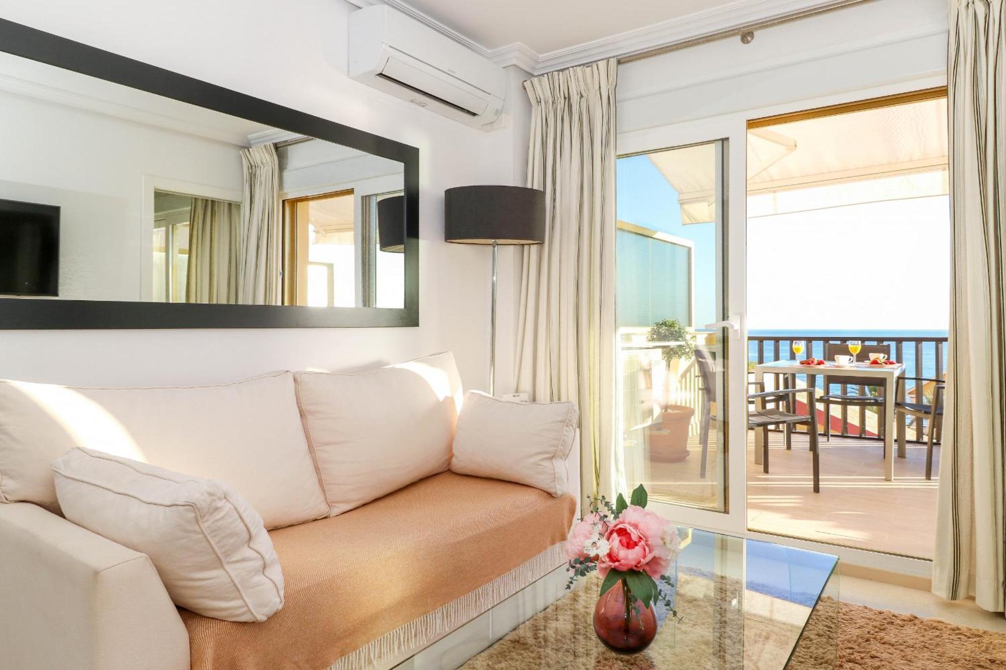 Romana Playa Apartment By The Beach Marbella Exterior foto