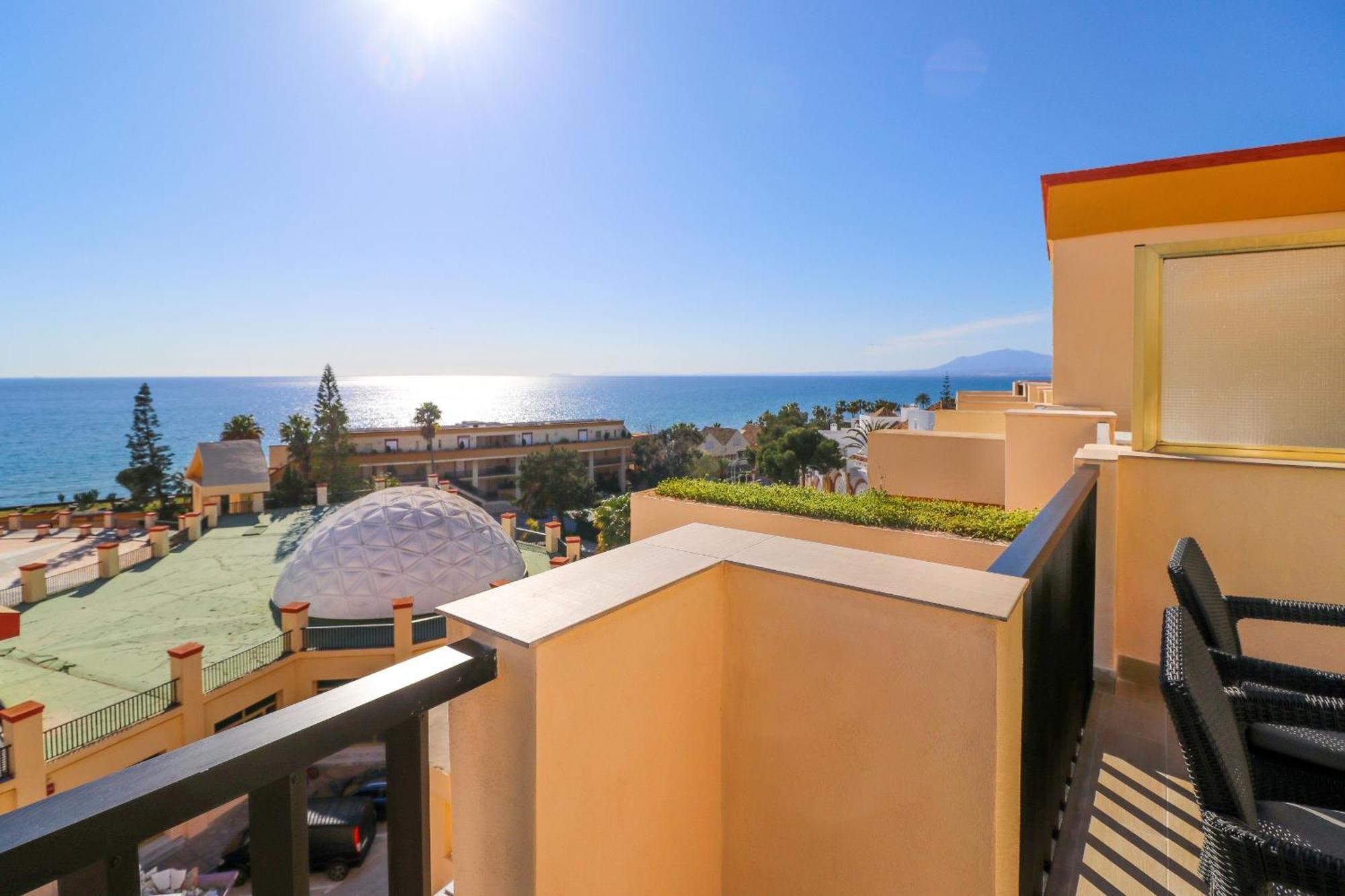 Romana Playa Apartment By The Beach Marbella Exterior foto